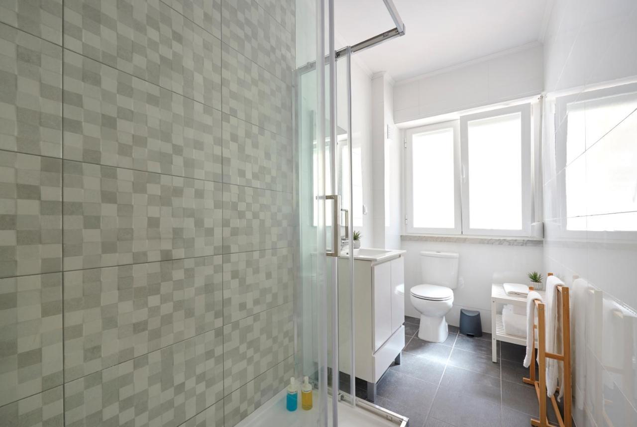 Enjoy The Sunny Balcony, By Timecooler Apartment Lisbon Luaran gambar